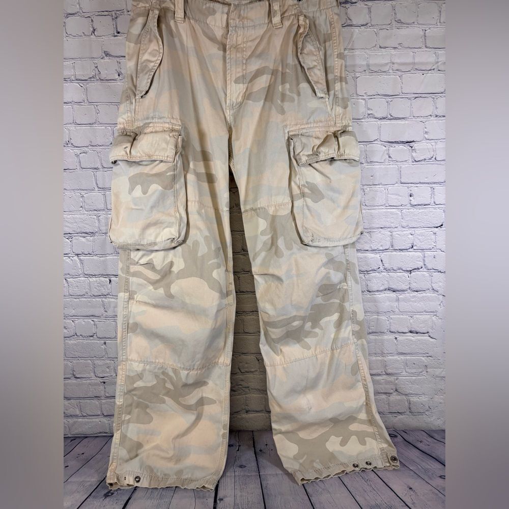 Vintage Gap Sand Camo Y2K Loose Fit Big Pockets Military Cargo Pants 35x32